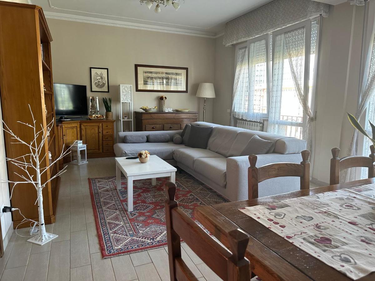 Casa Alessia Apartment Лука Екстериор снимка