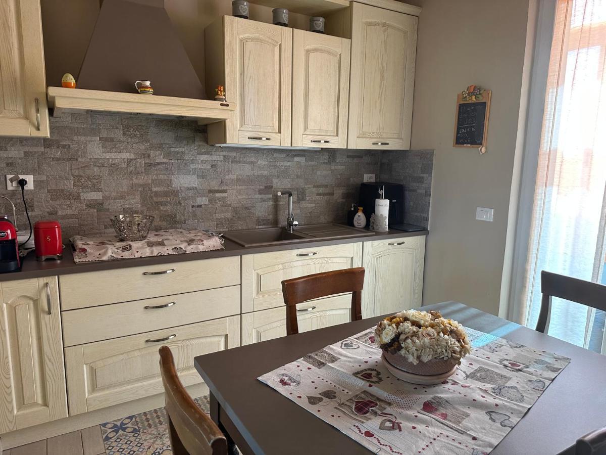 Casa Alessia Apartment Лука Екстериор снимка