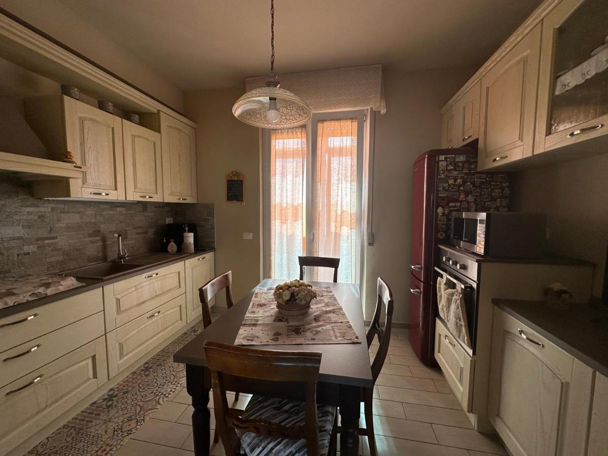 Casa Alessia Apartment Лука Екстериор снимка
